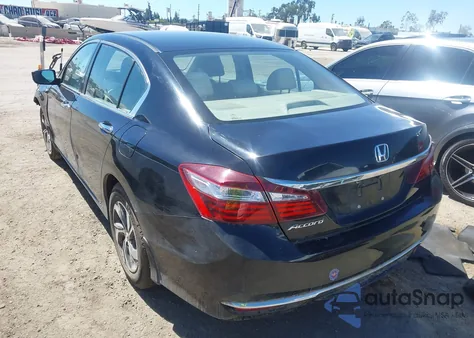 2016 Honda Accord Lx z USA, uszkodzony, nr VIN 1HGCR2F37GA044664